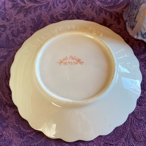 Vintage Handpainted Betson demitasse cup and saucer. - Picture 5 of 5